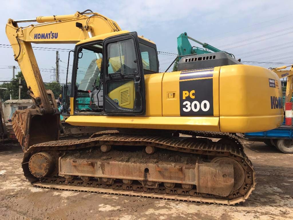 Кабина Komatsu PC300-7